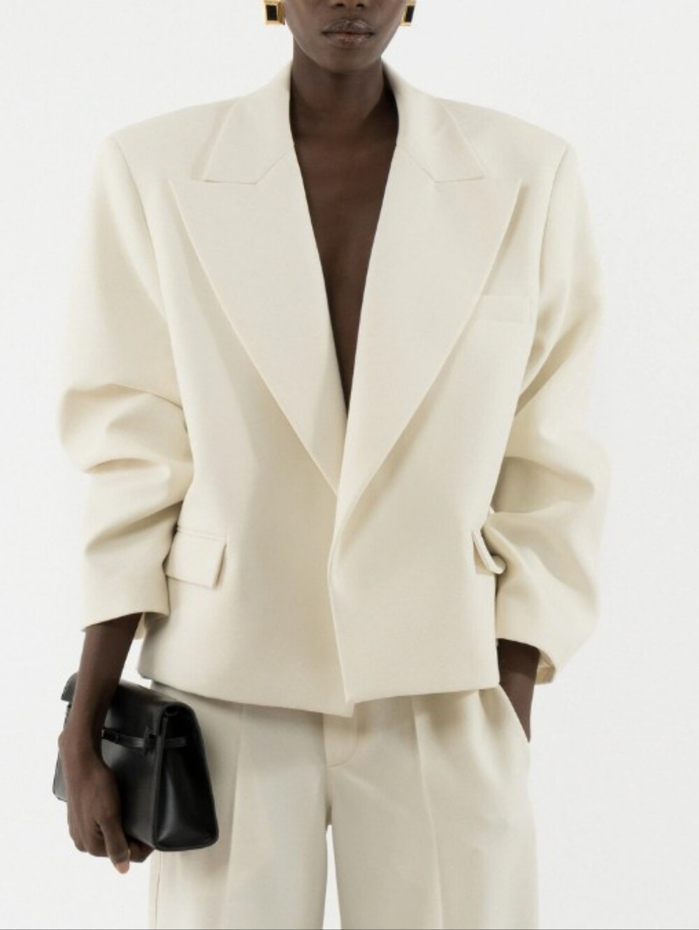 New Arakii Boxy Oversized Cropped Point Blazer Cream